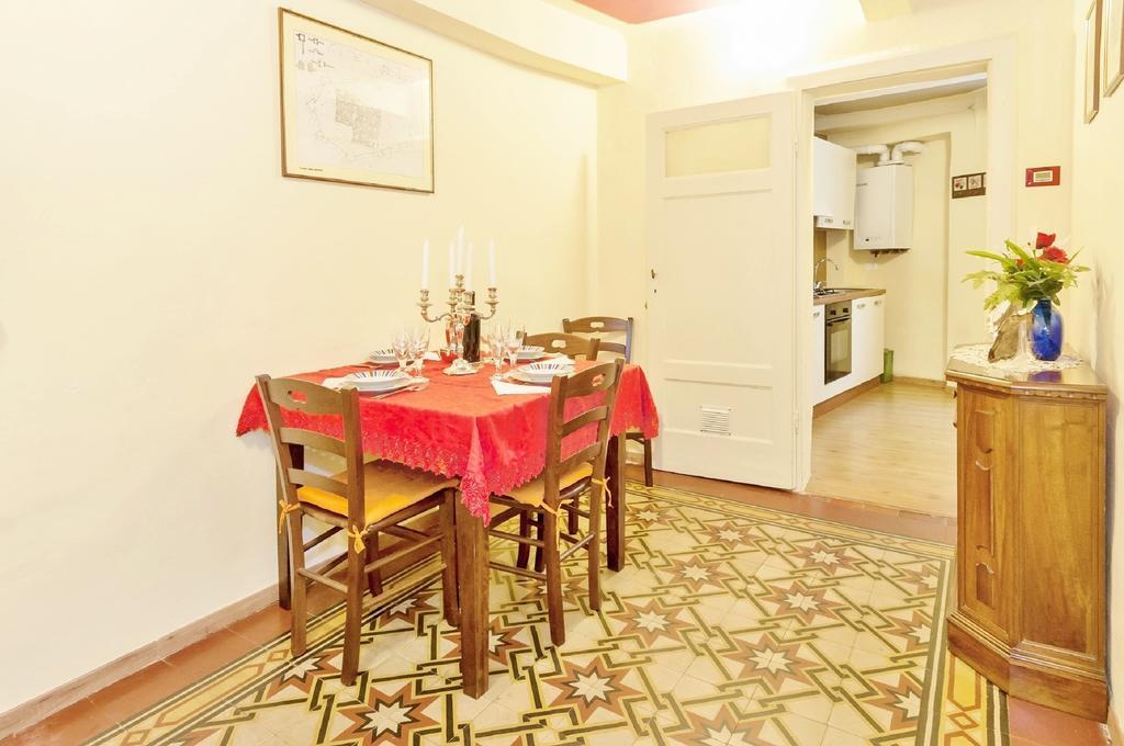 Cozybricks In Lucca - Apartments In Lucca Historical Center - Air Cond & Wifi - Стая снимка