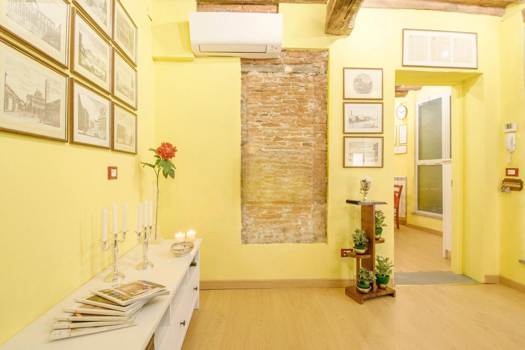 Cozybricks In Lucca - Apartments In Lucca Historical Center - Air Cond & Wifi - Екстериор снимка