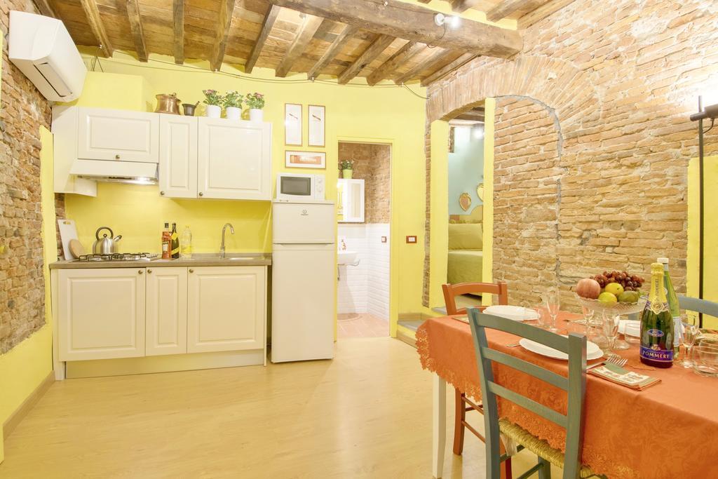 Cozybricks In Lucca - Apartments In Lucca Historical Center - Air Cond & Wifi - Екстериор снимка